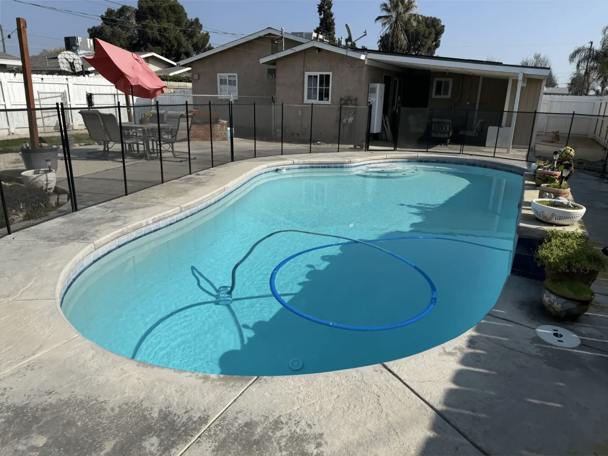 Pool construction and maintenance - Photo 31