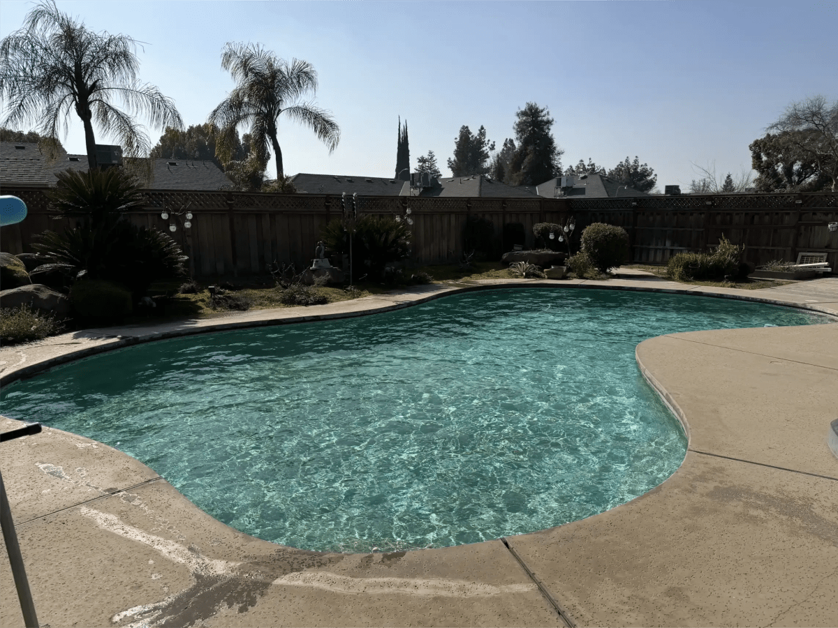 Pool construction and maintenance - Photo 32