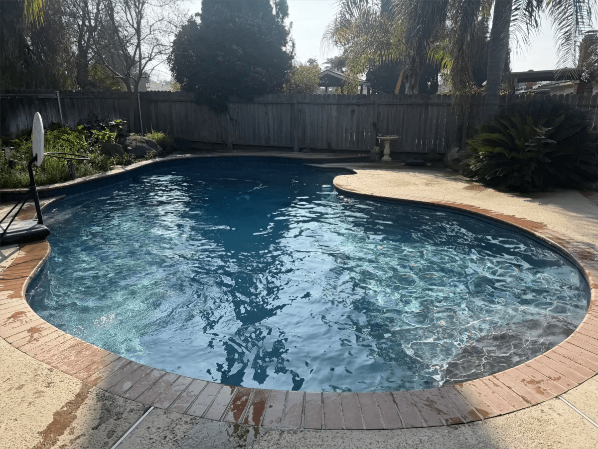 Pool construction and maintenance - Photo 44