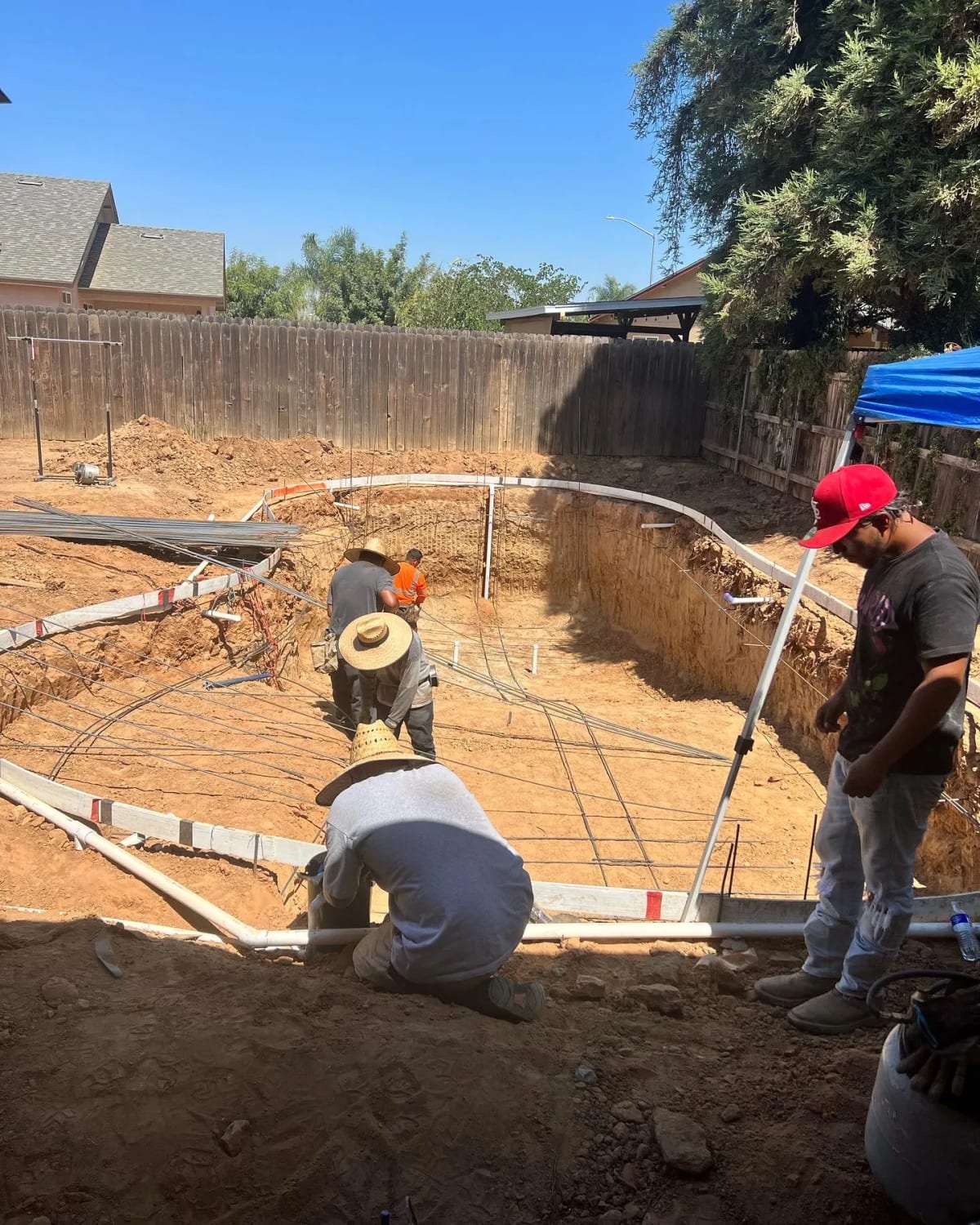 Custom Freeform Pool with Spa - Reedley, CA