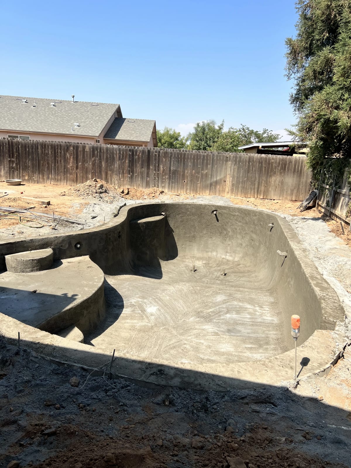 Custom Freeform Pool with Spa - Reedley, CA - Image 6