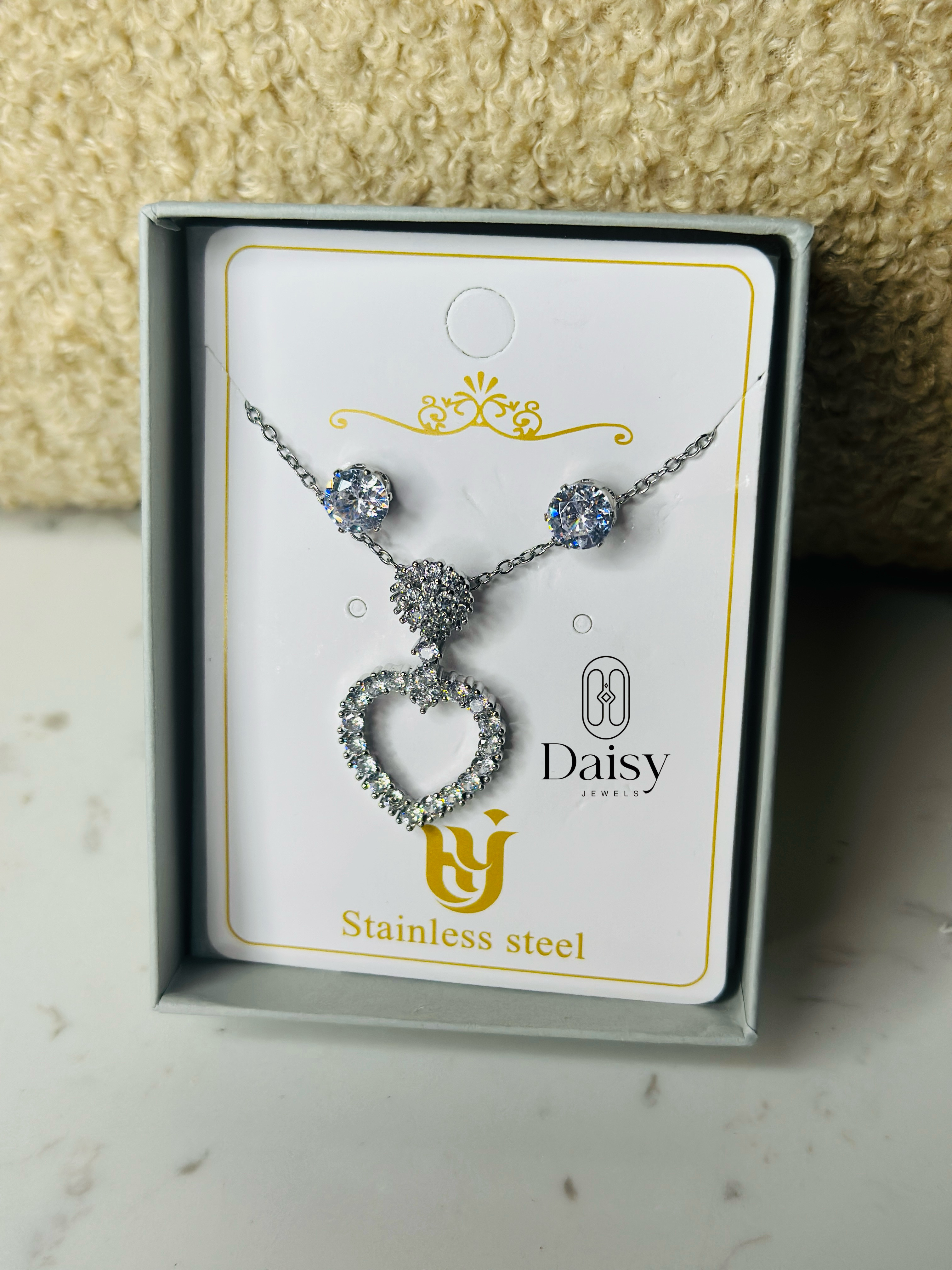 CRYSTAL HEART & BOW JEWELRY SET