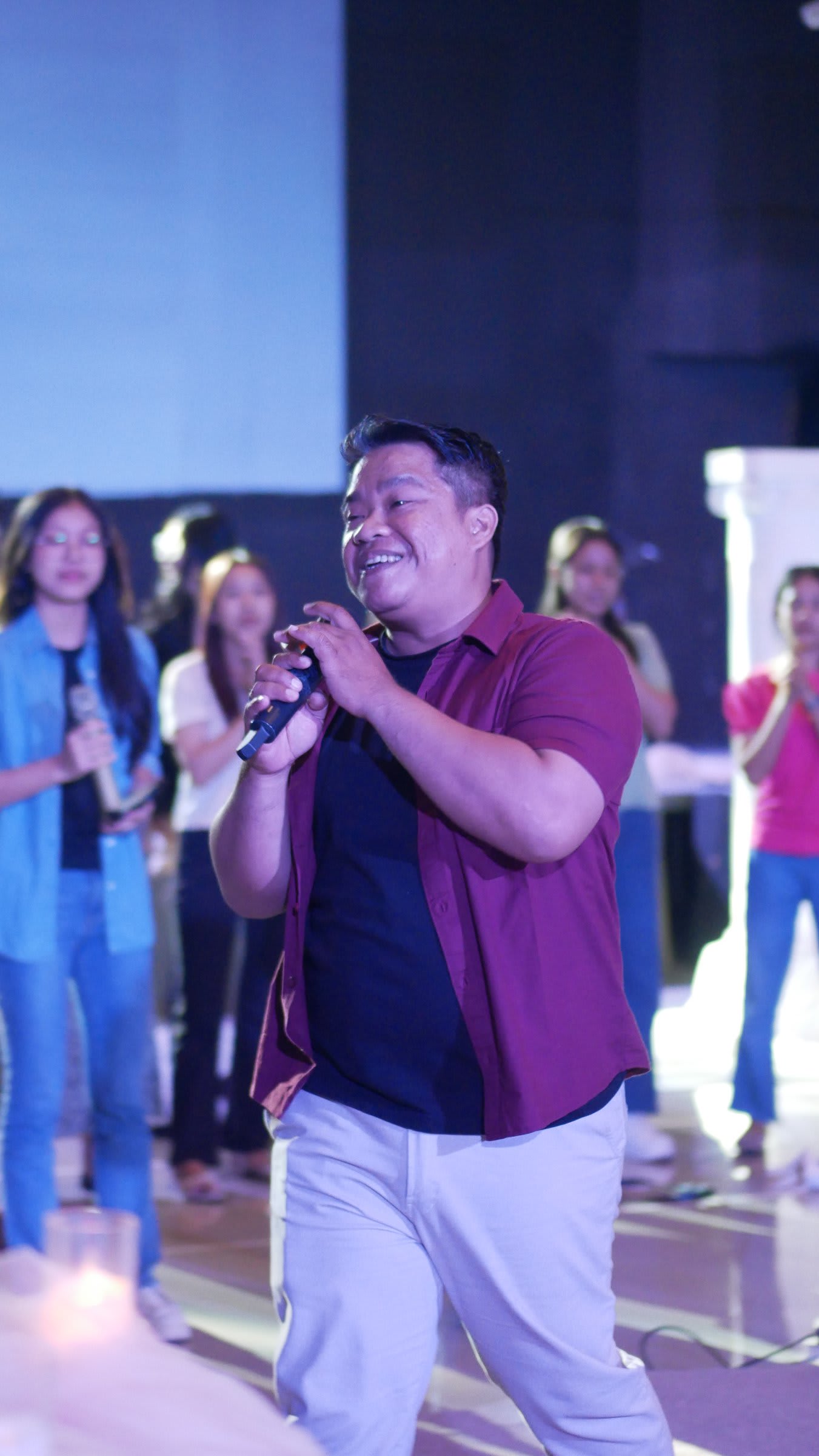 Bali Sunday male worship leader