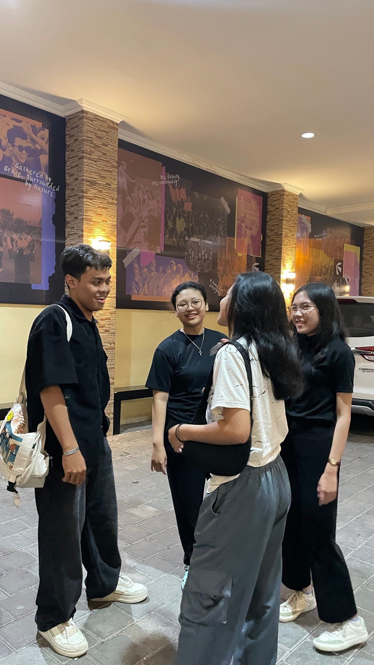 Bali — Futures Denpasar