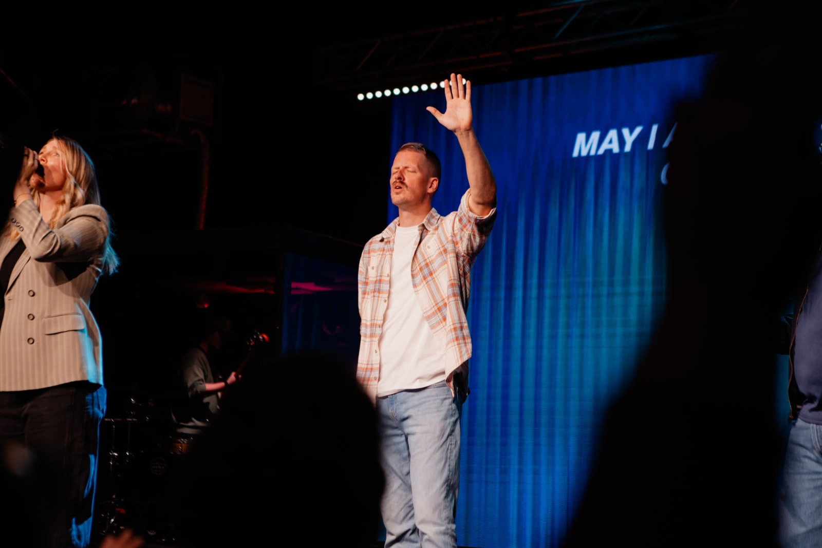 Nathan Evans worshipping  / gwinnett + stage