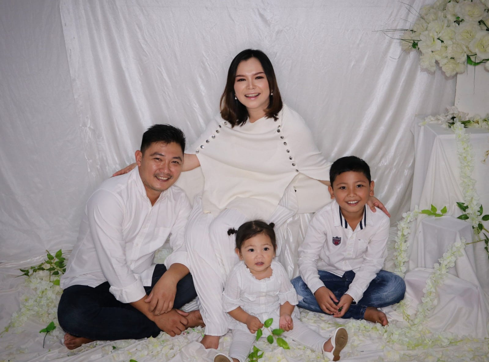 Jimmy + Deisy + Family