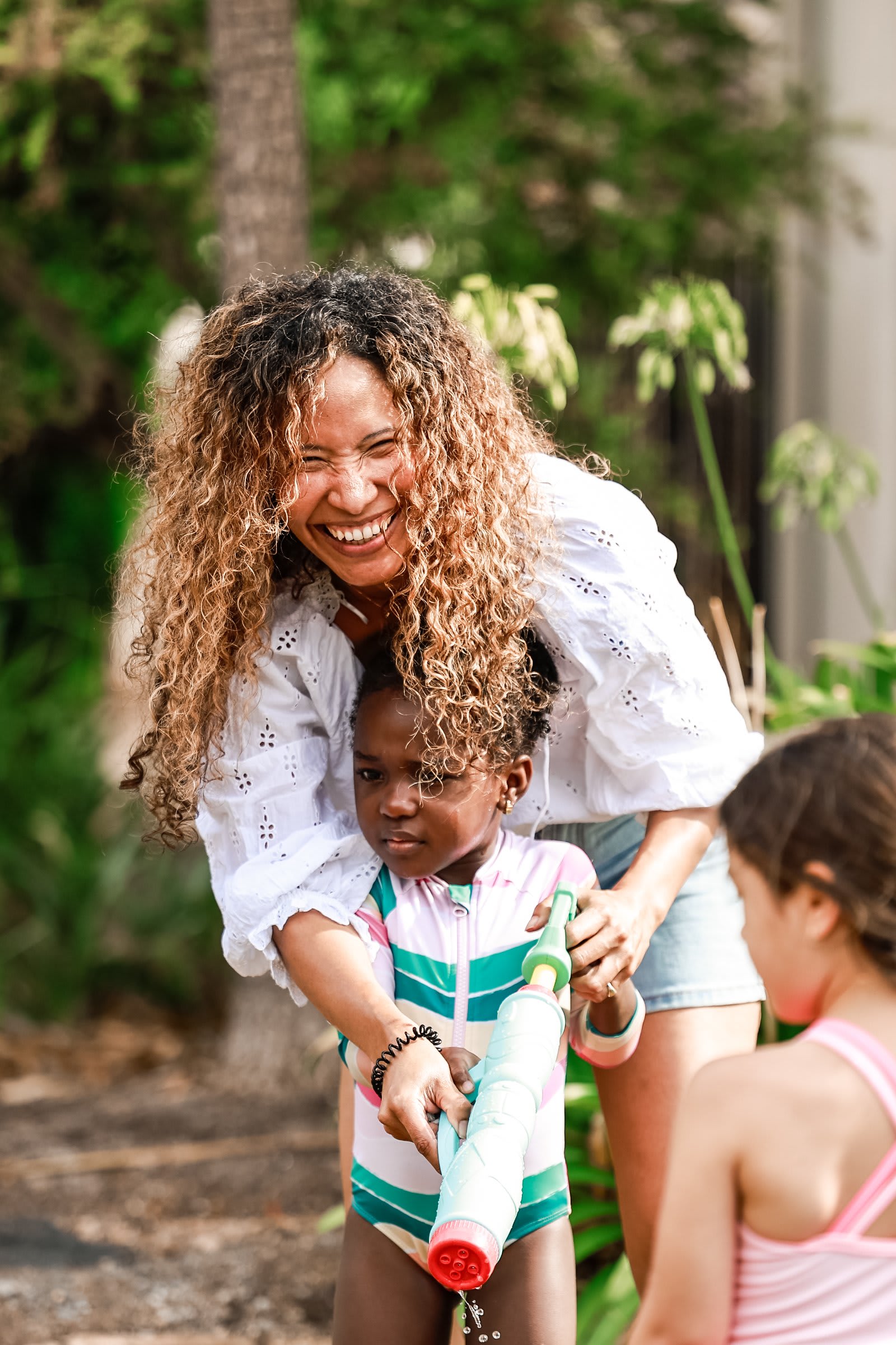 Nadine / Paradise + Outdoor + Kids Fun