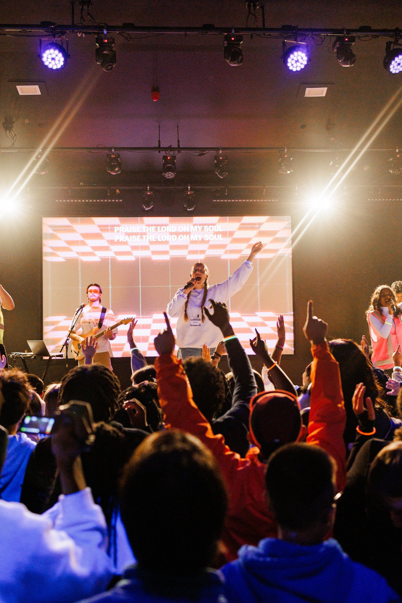 Lara / Dreamers Youth Friday Night Worship / Futures Paradise