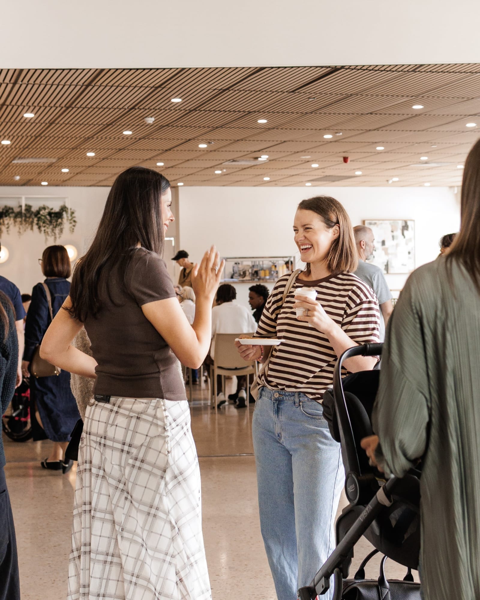 Serena and Tina / Catching up at Futures Paradise on Sunday