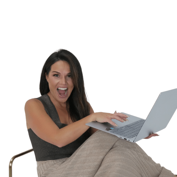 Lauren Magers with laptop