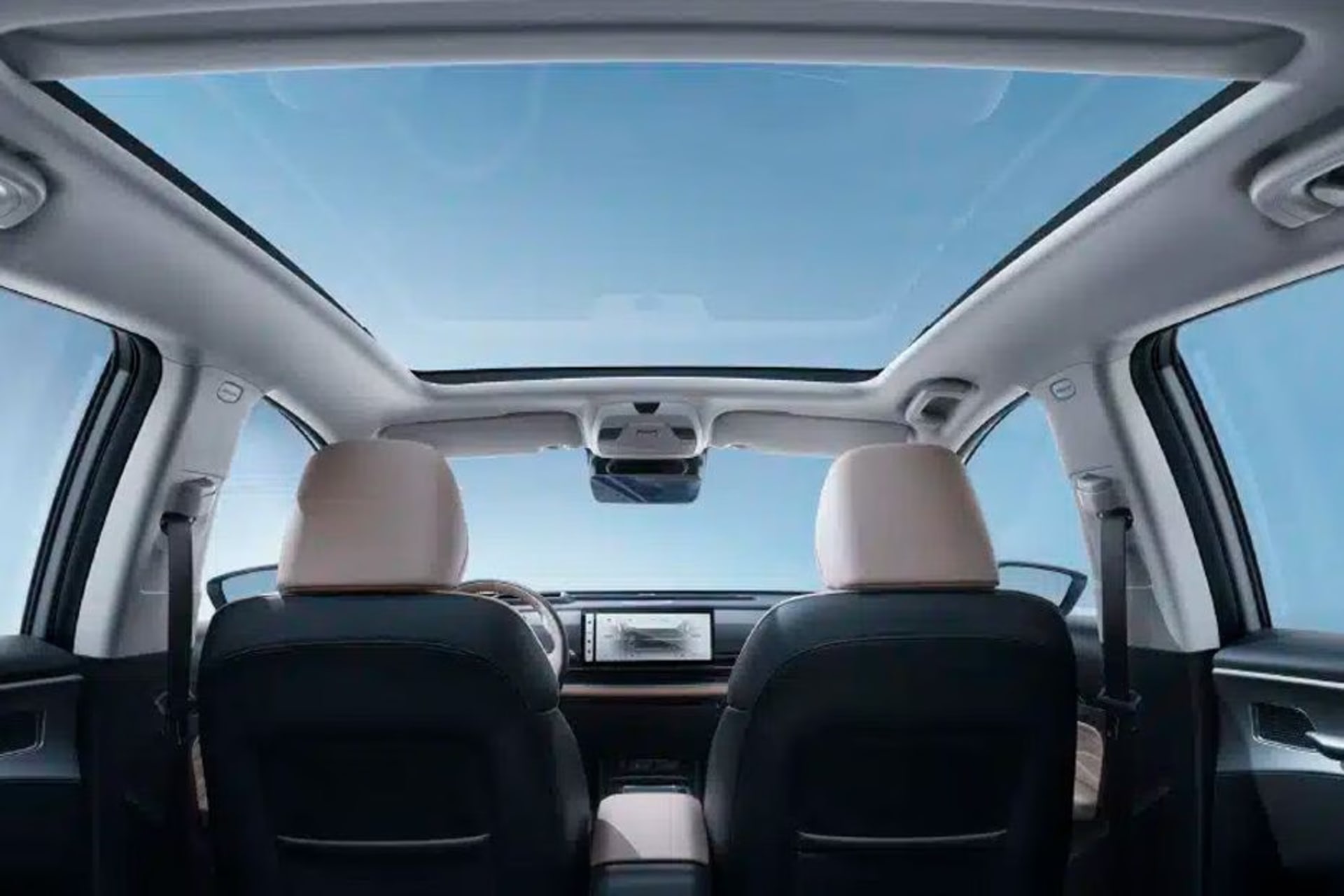 2023 Geely Geometry C GS - Source Vehicles