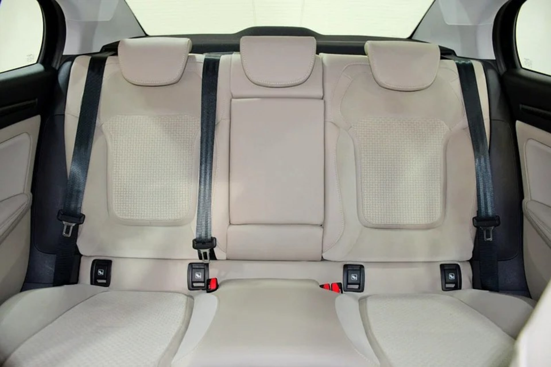 2023 Renault Mégane LE Plus - Source Vehicles