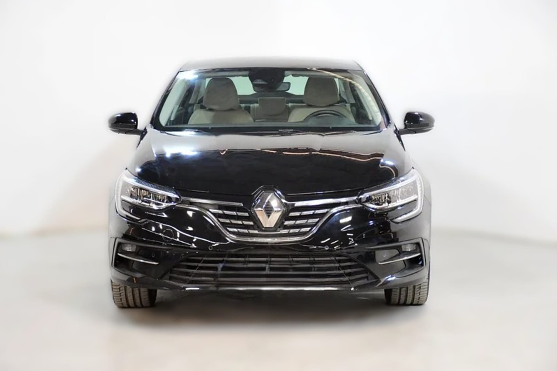 2023 Renault Mégane LE Plus - Source Vehicles