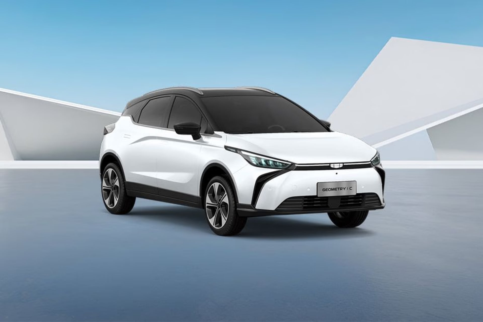 2023 Geely Geometry C GS - Source Vehicles