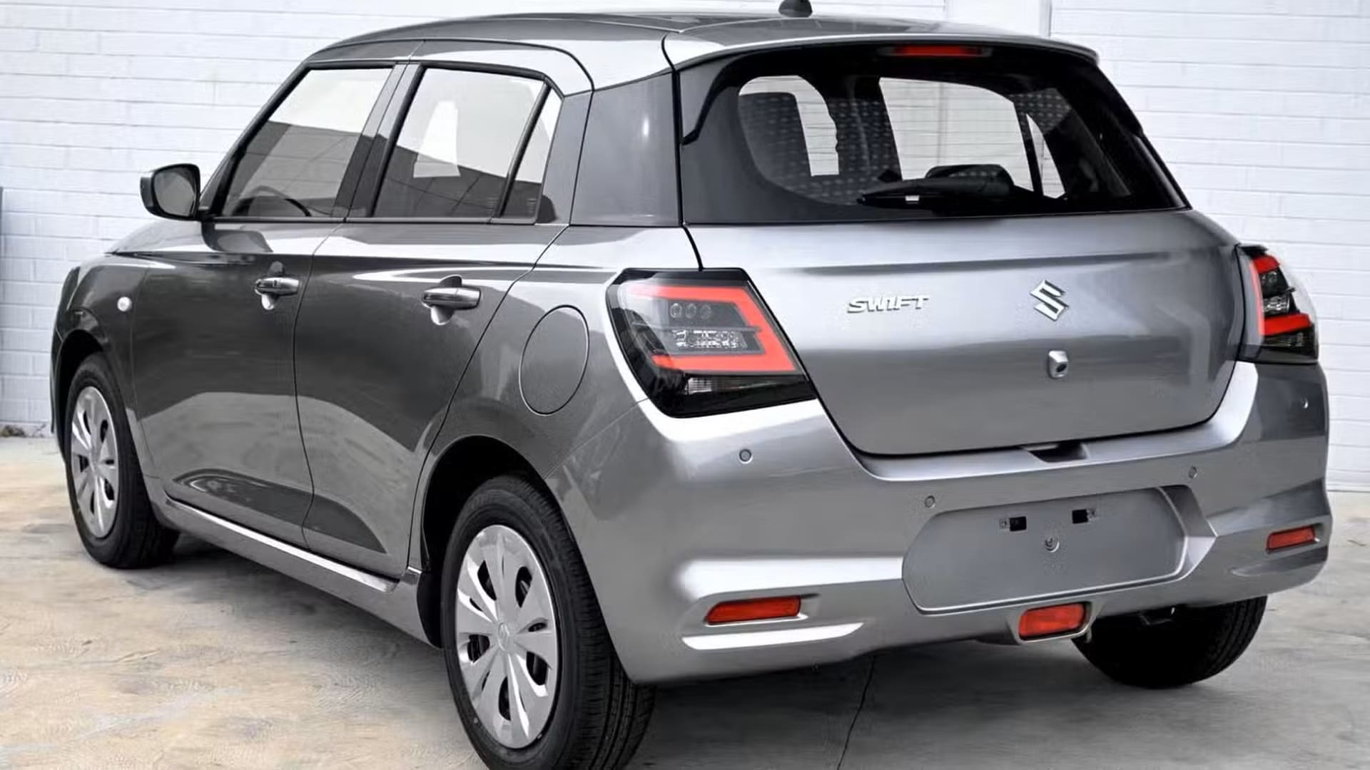 2025 Suzuki Swift GLX - Source Vehicles