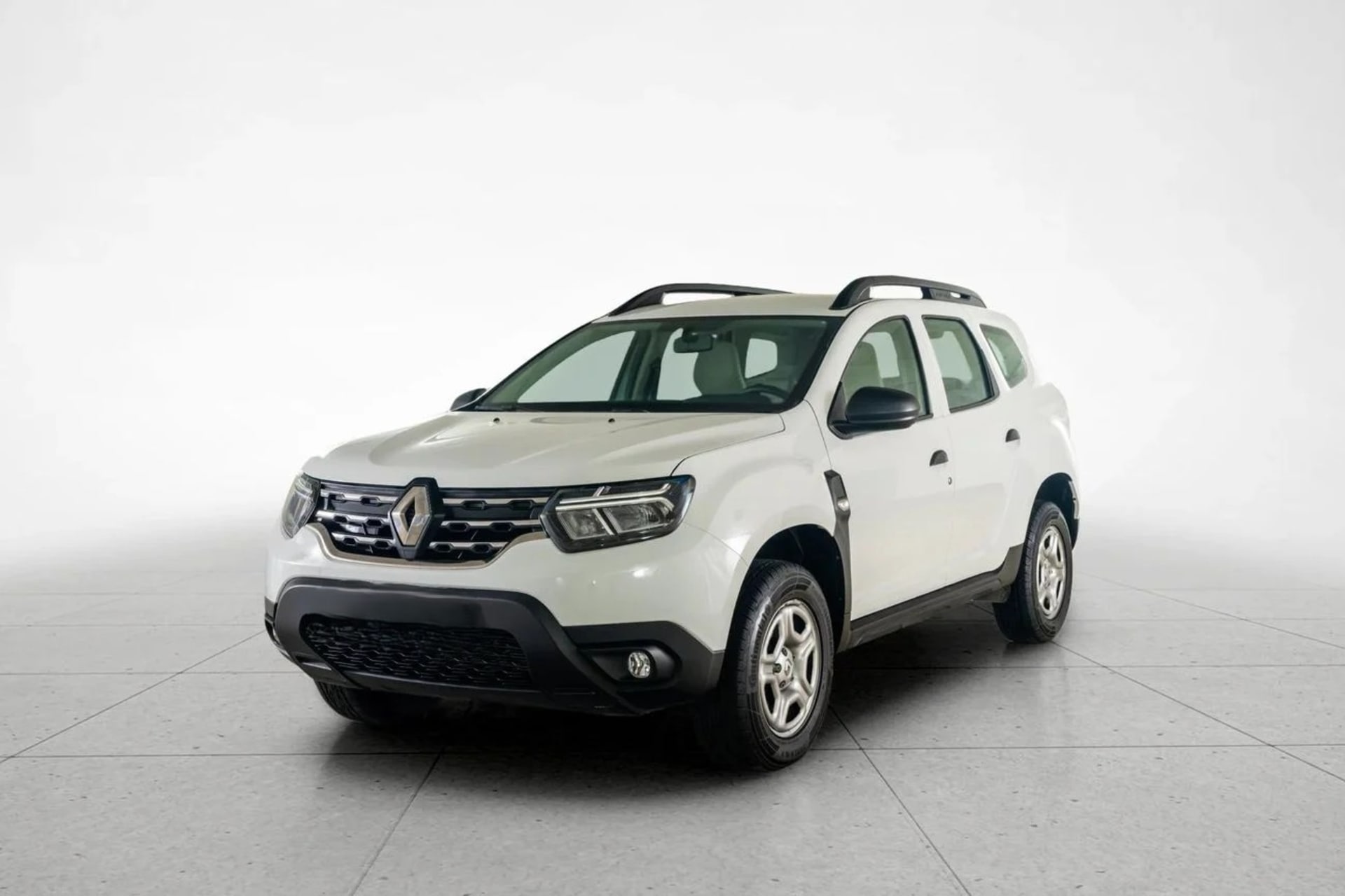 2024 Renault Duster SE - Source Vehicles