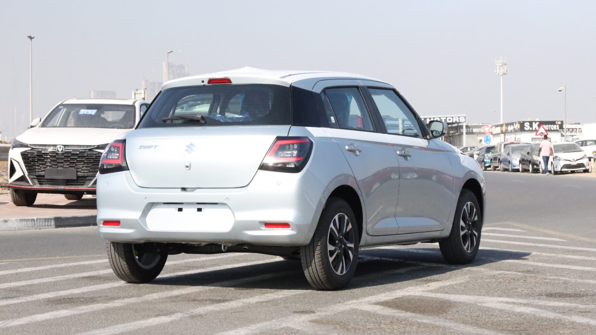2025 Suzuki Swift GLX - Source Vehicles