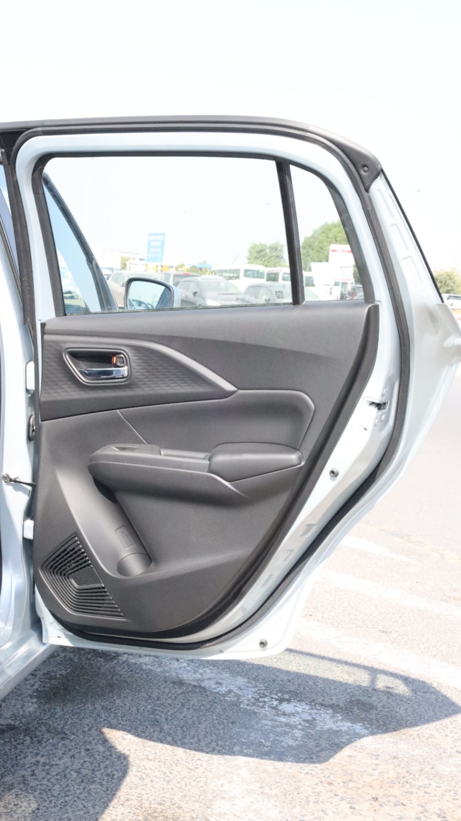 2025 Suzuki Swift GLX - Source Vehicles