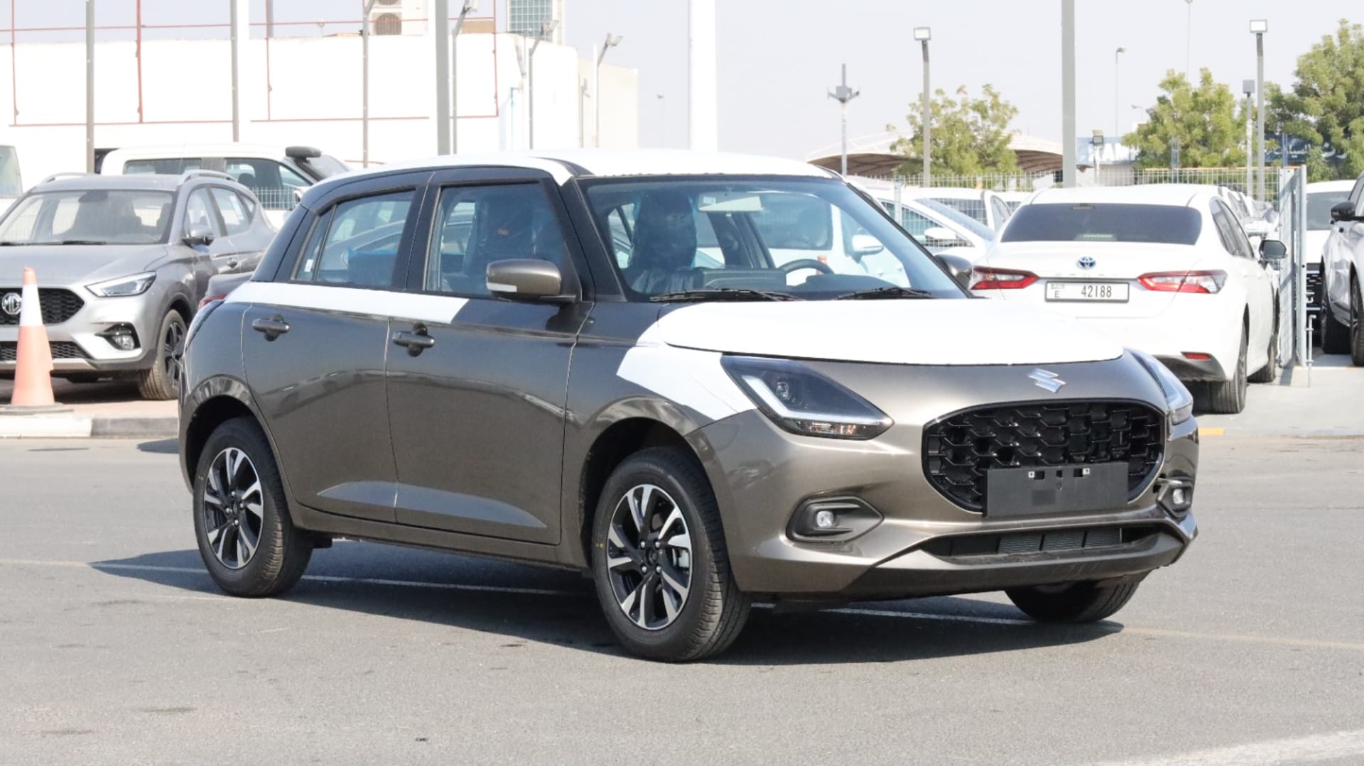 2025 Suzuki Swift GLX - Source Vehicles
