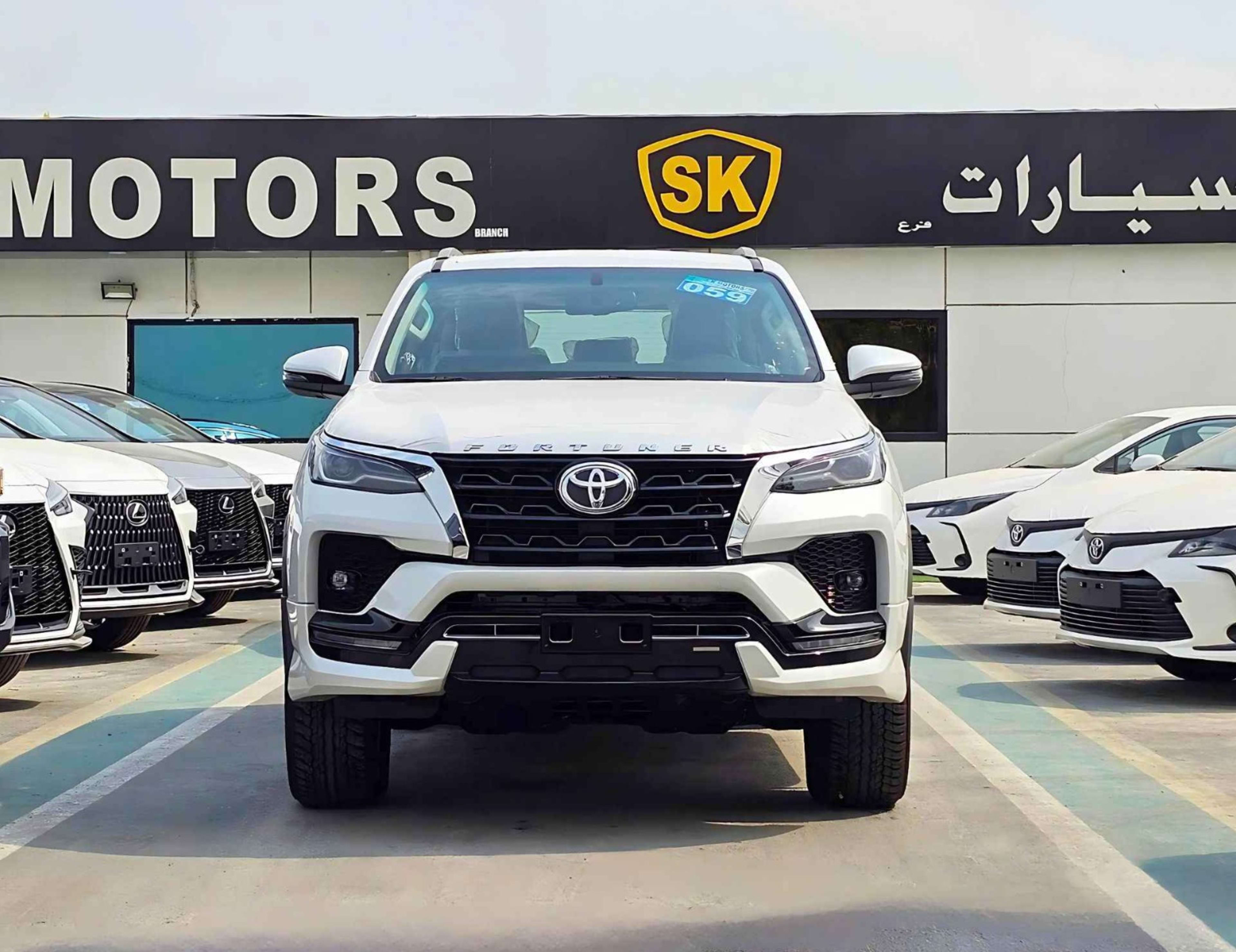 Toyota Fortuner 2025 - Source Vehicles