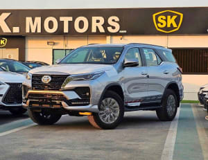 Toyota Fortuner 2024 - Source Vehicles