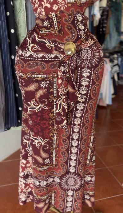 Falda estampado corinto 