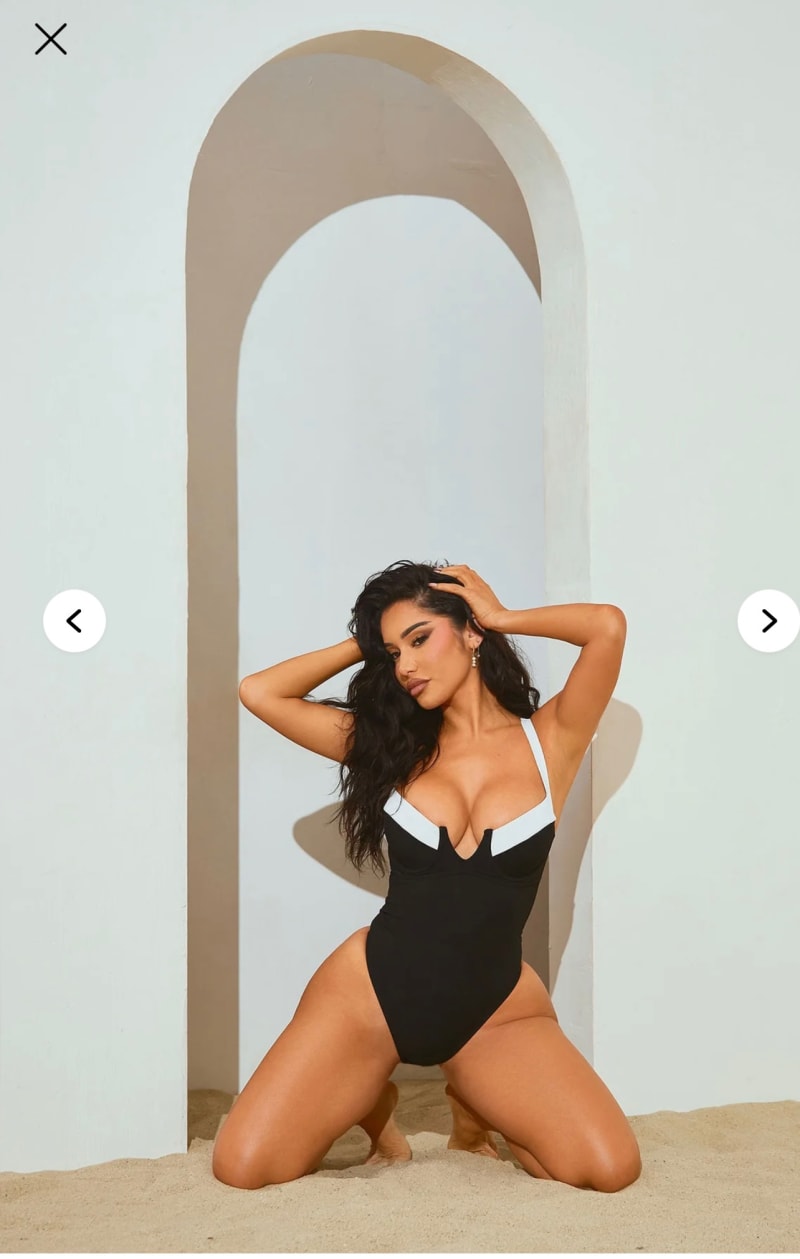 Una pieza negro con blanco 