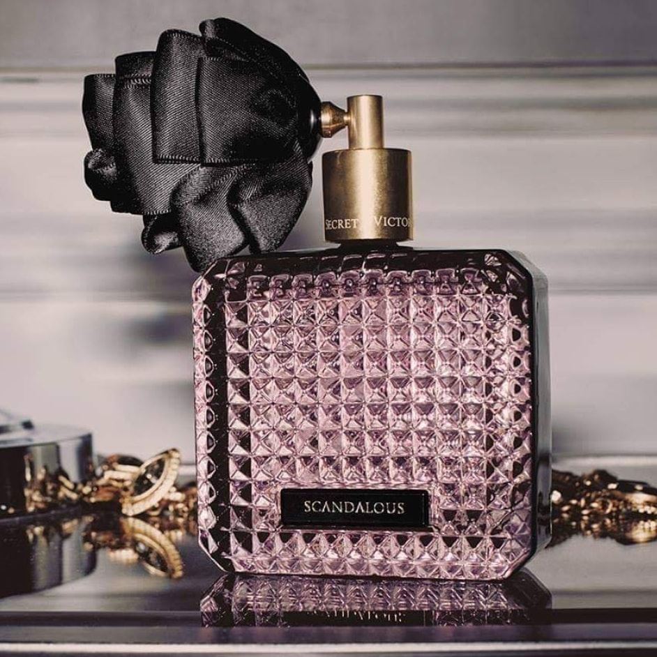 VictoriaSecretScandalousimg