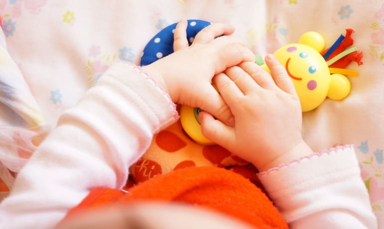 Como estimular y jugar con tu bebé de 0-6 meses – ONLINE