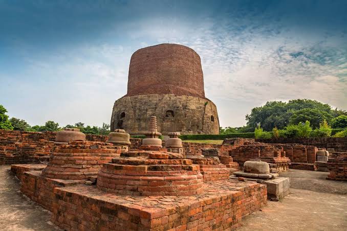 Dhamek Stupa (Sarnath)