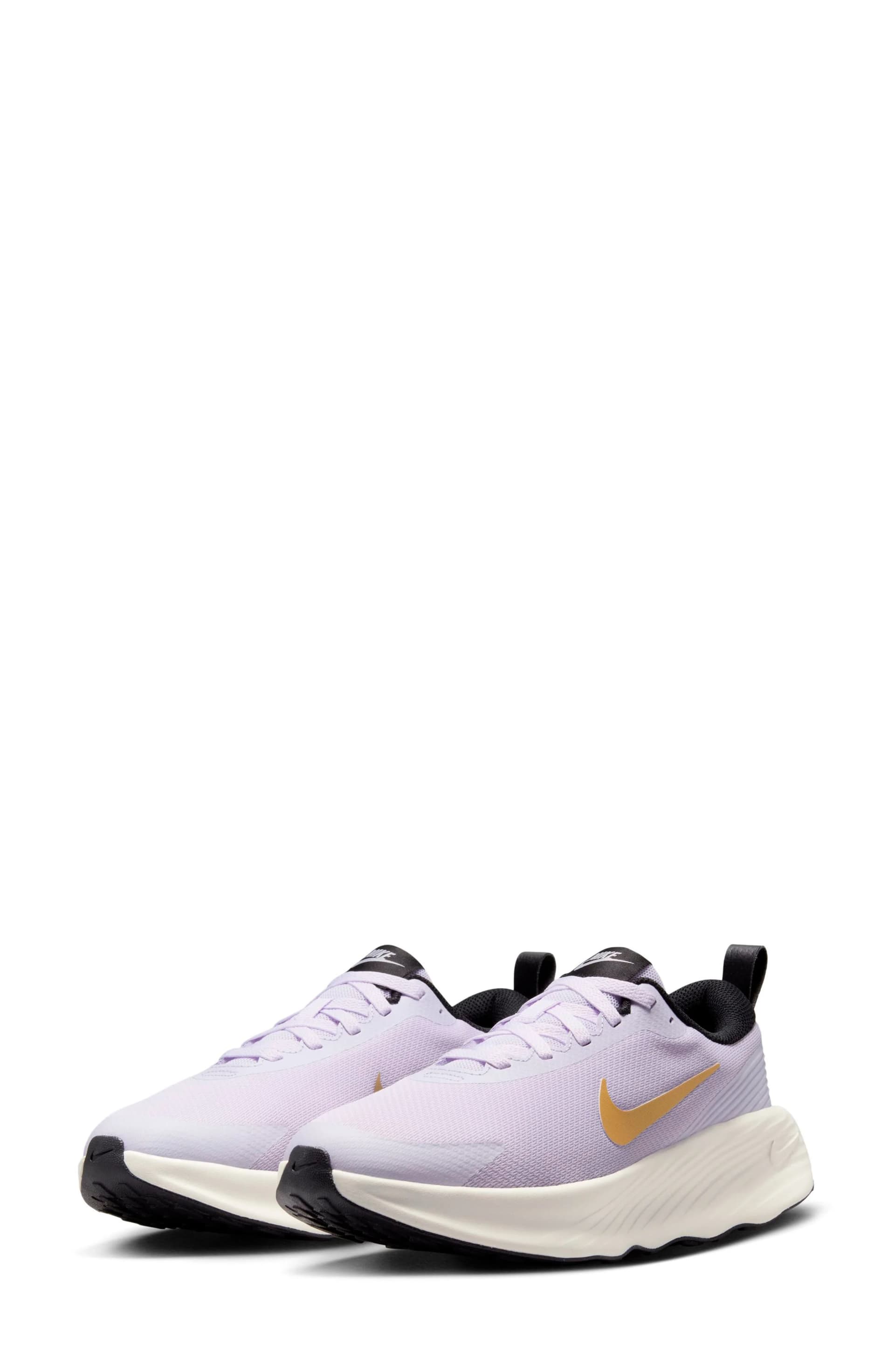 1192072_nike-legend-essential-4-walking-shoe.webp