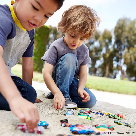 Hot Wheels Onlu Araba Seti Geniş Ürün Yelpazesi