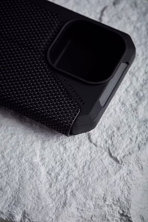 UAG Metropolis iPhone 14 Pro Kılıf