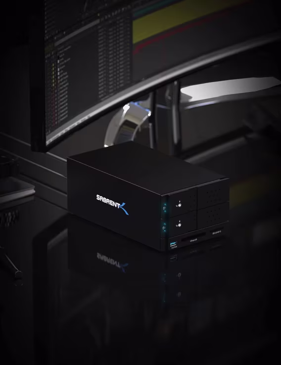 SABRENT CFast/SD Kart Okuyuculu  USB C Tipi Bağlantı İstasyonu