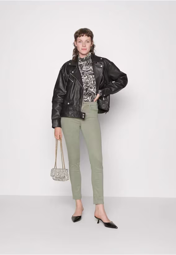 GUESS 1981 Kadın Skinny Jean