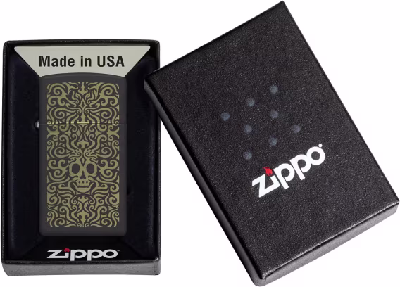 Zippo Çakmak  Kırmızı Mat Kafatası Kral ve Güzellik Kraliçesi