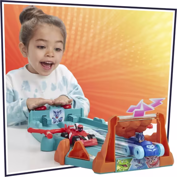 PJ Masks Animal Power Smash ve Zoom Yarış Pisti Oyuncak