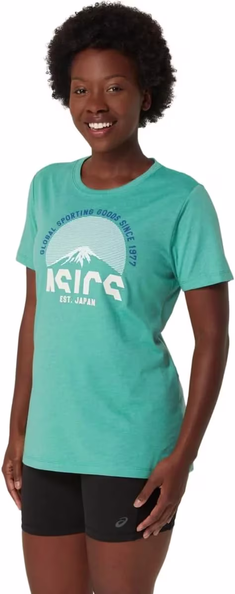 ASICS Kadın GSG 1977'DEN BERİ ADVENTURE CREW Antrenman Tişörtü