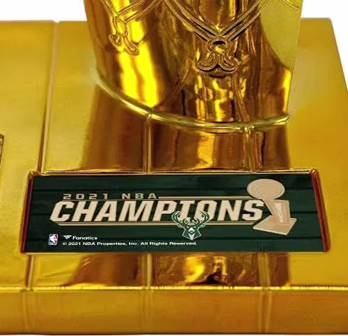 Spor Hatıraları Milwaukee Bucks İmzasız 2021 Kupa