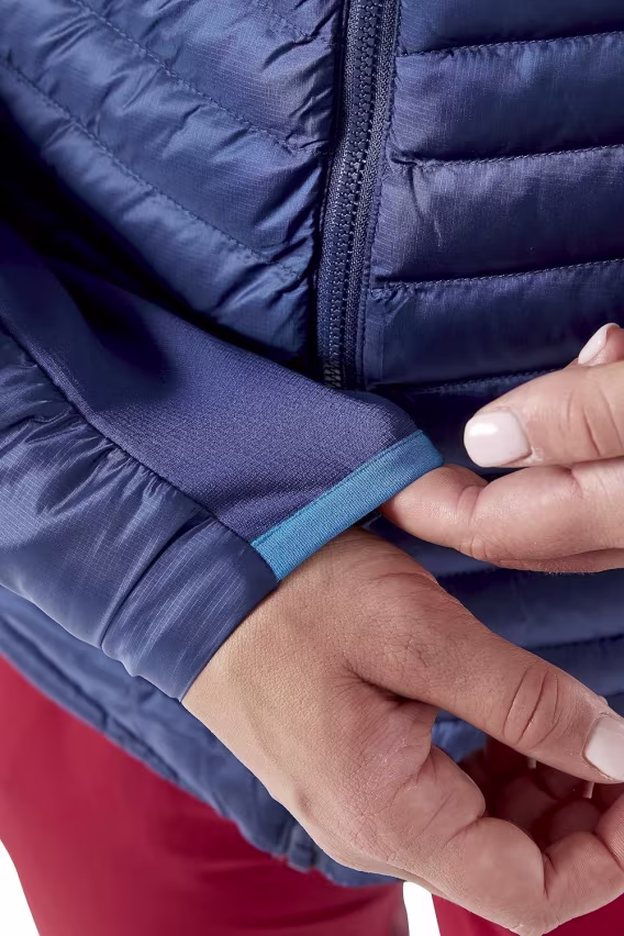 Rab Kadın Cirrus Flex 2.0 Yalıtımlı Kapüşonlu Mont