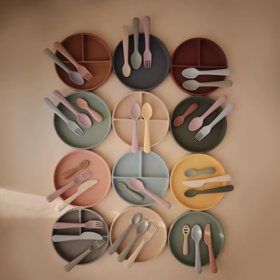 Mushie Kaymaz Tasarımlı Silikon Vakumlu Tabak