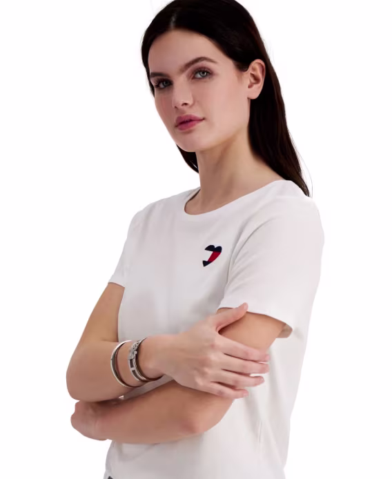 Tommy Hilfiger Kadın Embroidered Kalp Logolu Tişört