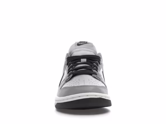 Nike Kadın Dunk Low Sneaker - Gri/Siyah Logo