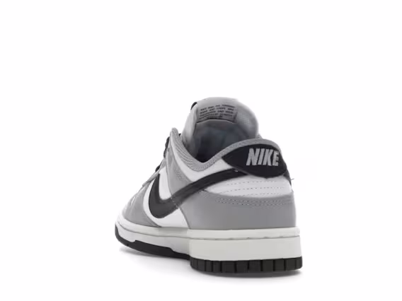 Nike Kadın Dunk Low Sneaker - Gri/Siyah Logo