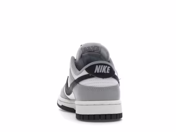 Nike Kadın Dunk Low Sneaker - Gri/Siyah Logo