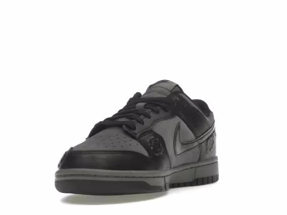Nike Kadın Dunk Low Siyah Gül Sneaker