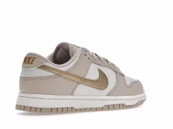 Nike Kadın Dunk Low Phantom Metalik Altın Sneaker