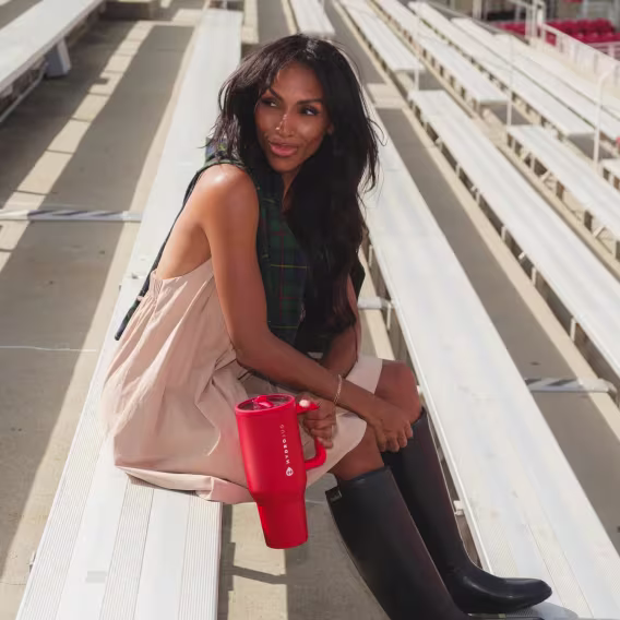 HydroJug Saplı ve Kapaklı Pipetli Termos 0.9 L