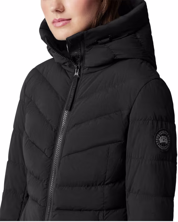 Canada Goose Kadın Clair Kapşonlu Kısa Şişme Mont