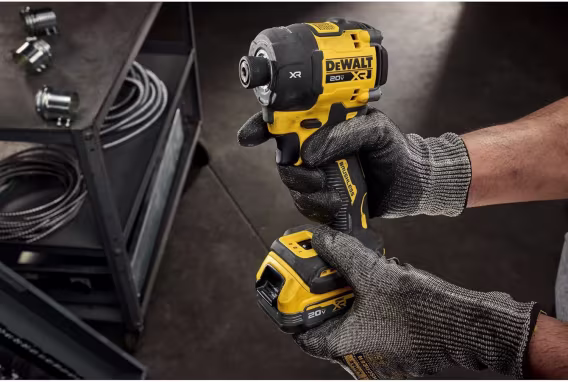 DEWALT 20V MAX XR 1/4 İnç Akülü Sessiz Hidrolik Darbeli Sürücü (DCF870B)